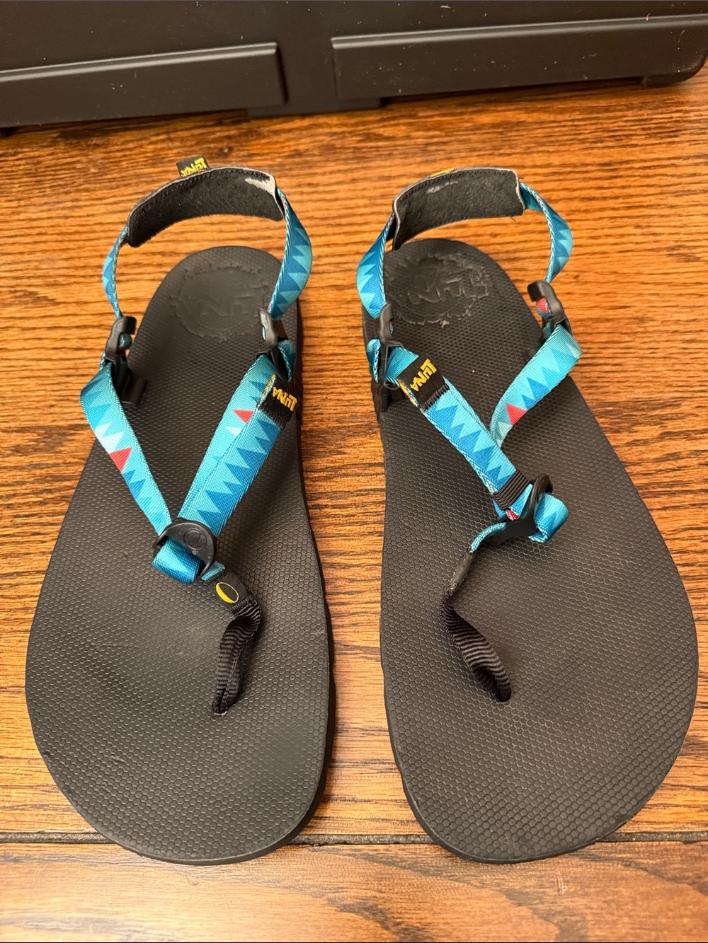 LUNA Mono Winged Edition Mountain Crystal Vibram Barefoot Trail Sandals 10 1/2